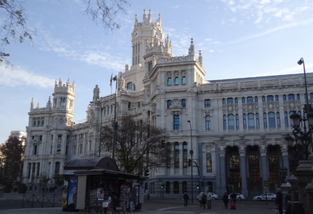 Madrid: Avrupa'da Yok Böyle Hızlı ve Canlı Bir Başkent!