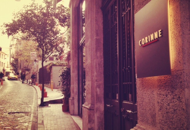 Bohem Ruha Modern Dokunuş: Corinne Hotel & Brasserie