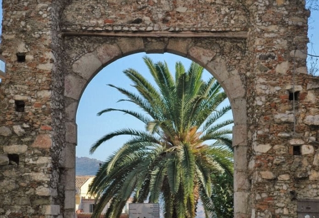 Taormina: Sicilya Adası'nın Yaşamaya Değer Kasabası