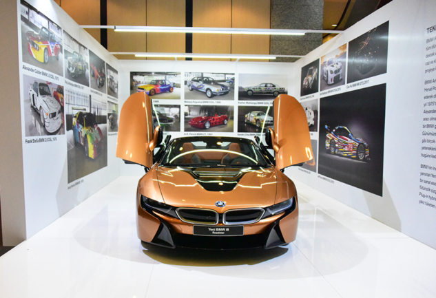 Contemporary İstanbul 2018 ve Yeni BMW i8 Roadster