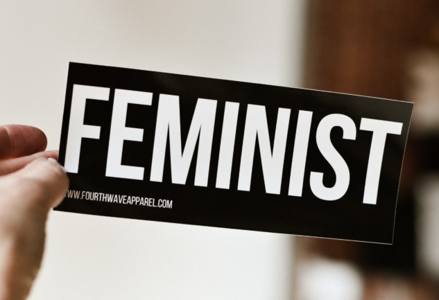 Feminizmden Atılmak: Feminizm Herkes İçin Midir?